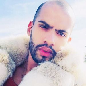 Meet your Posher, Leonel